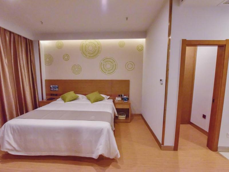 Greentree Inn Huanggang Qichun County Ouyada Square Express Hotel Zewnętrze zdjęcie